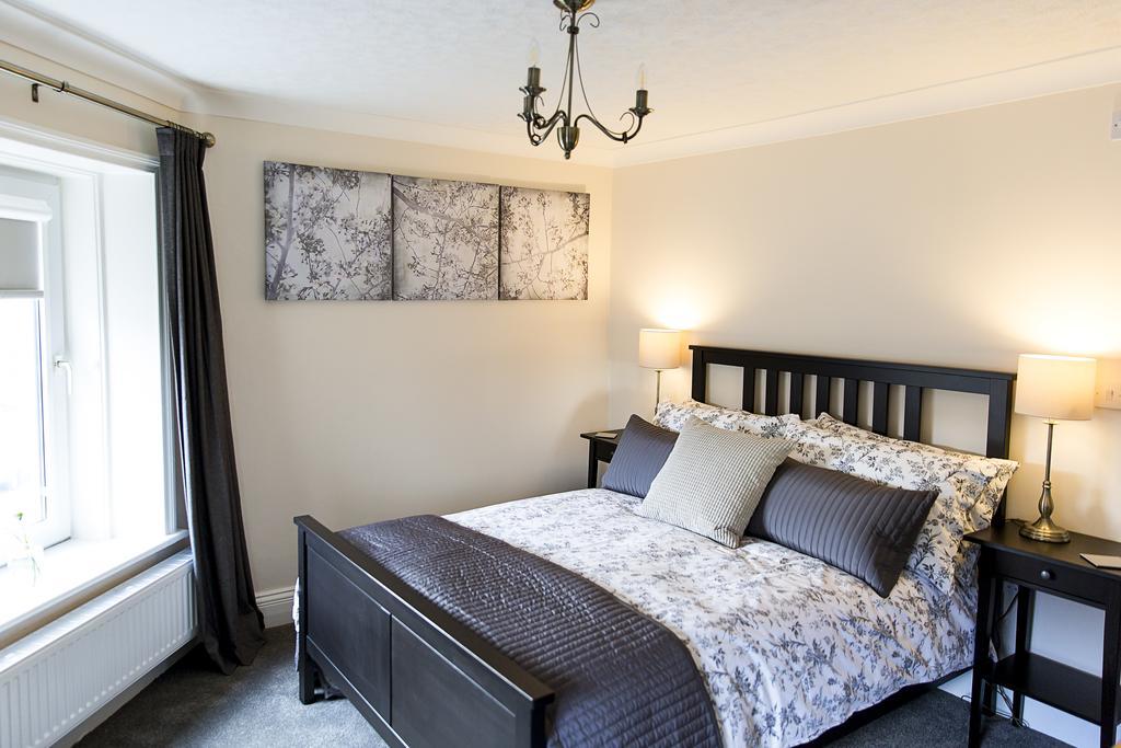 Belford House Self Check-in & Guest house